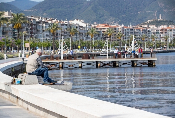 İzmir'de Krfezin Geleceği Konuşuluyor!