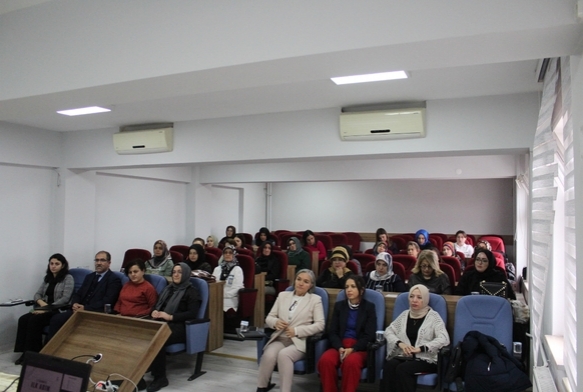 Kadınlar iin e-ticaret seminerleri