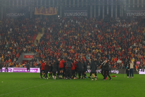Göztepe, iç sahada ligin en iyi 3'ünde!