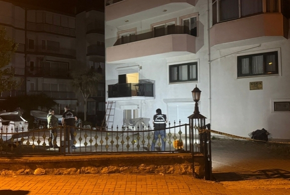 Erdek'te genç kız cinayete kurban gitti