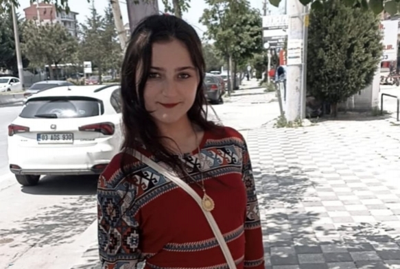 Bir anda ortadan kayboldu!