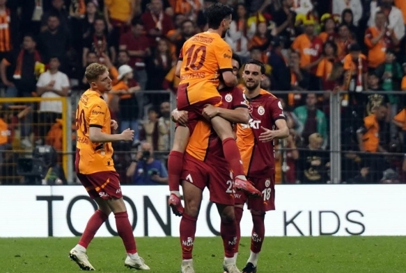 Galatasaray sezonu 95 puanla tamamlad