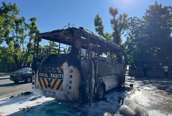 Minibüs kullanılamaz hale geldi!