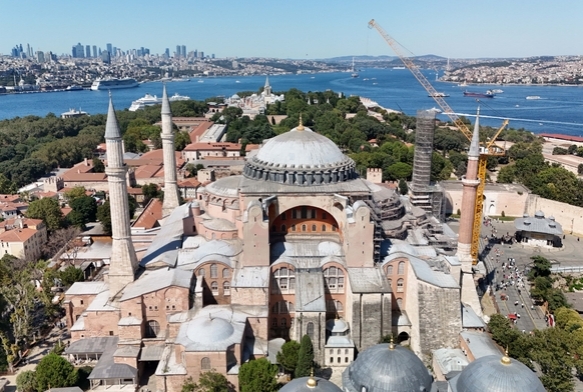 Ayasofya Camii'nde meydana gelen deiimler