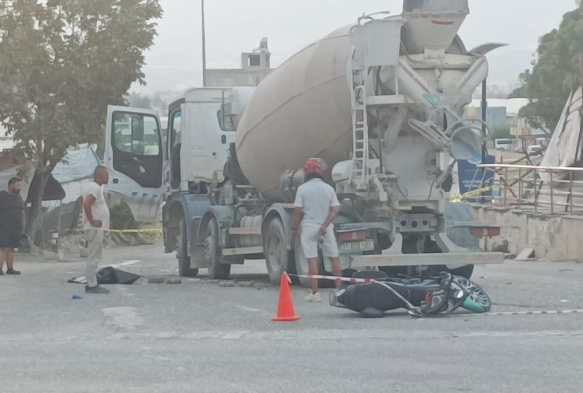 Beton mikseri motosikleti ezdi: 2 l