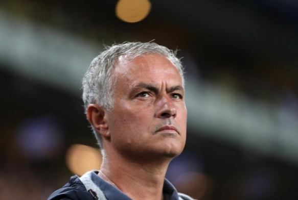 Jose Mourinho, Benfica'ya kar stn