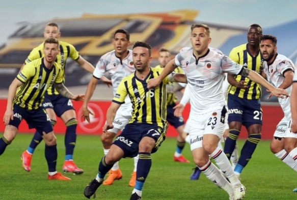 Genlerbirlii ile Fenerbahe 95. randevuda