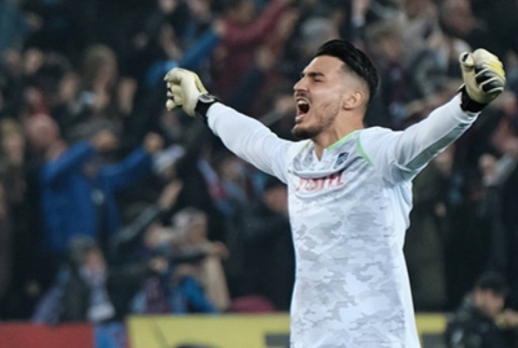 Uurcan akr, Trabzonspora veda etti