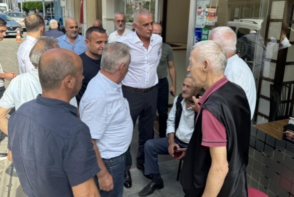 TFF Bakan brahim Hacosmanolu, Trabzonda