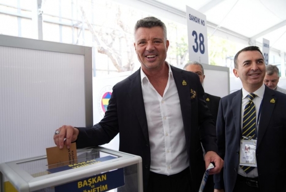 Sadettin Saran, Fenerbahe'nin 38. bakan oldu