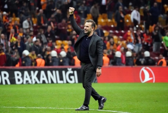 Okan Buruk'un 16. derbisi