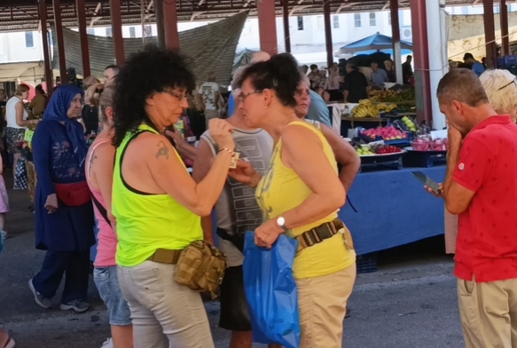 Perembe pazarna Alman turist akn