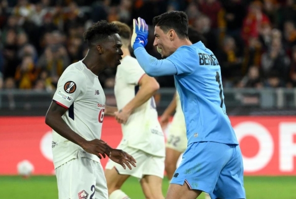 Berke kalesinde devleti, Lille 3 puan kapt