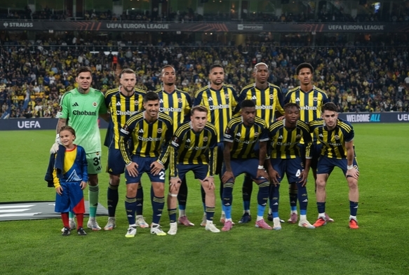 Fenerbahe'de 12 futbolcu milli mesaide