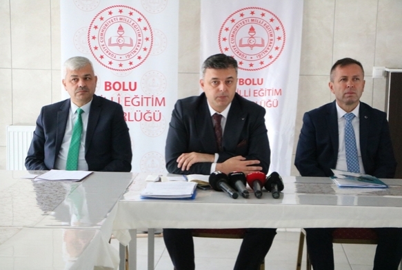 retmenlerin klk-kyafetlerine dzenleme...