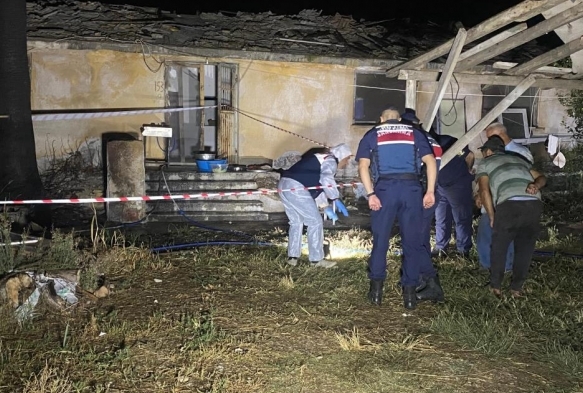 antiyede dehet: Annesini yaralad, i arkadan ldrd