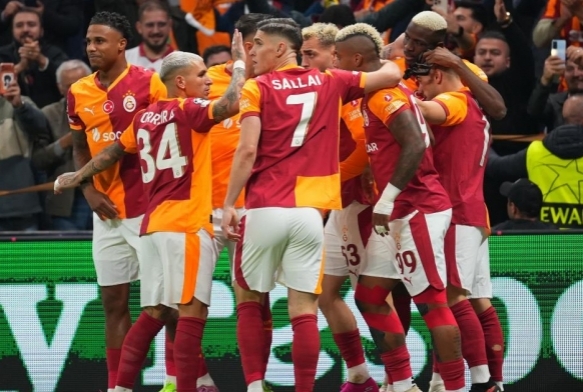 Galatasaray ile Gztepe 63. randevuda