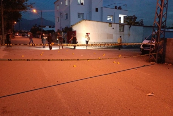 Tarm iileri arasnda silahl kavga: 2si ar 5 yaral