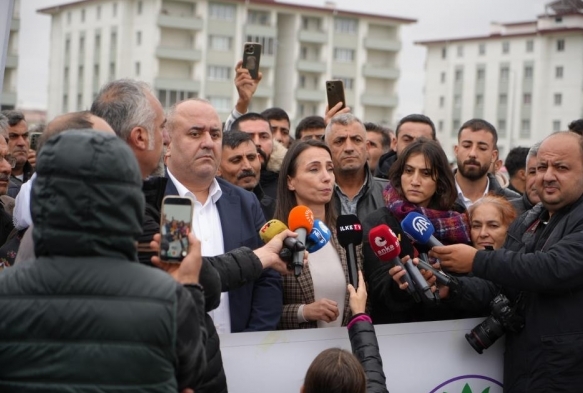 Hatimoullar, Selahattin Demirta' ziyaret etti