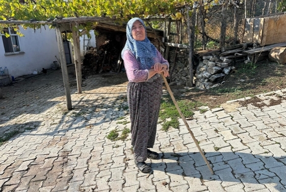 Kyde sadece 4 kii yayor