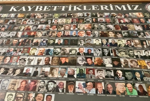 Bir mahallenin hafzas bu duvarda