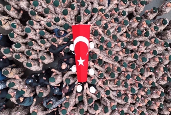 ehit polise silah arkadalarndan duygusal veda